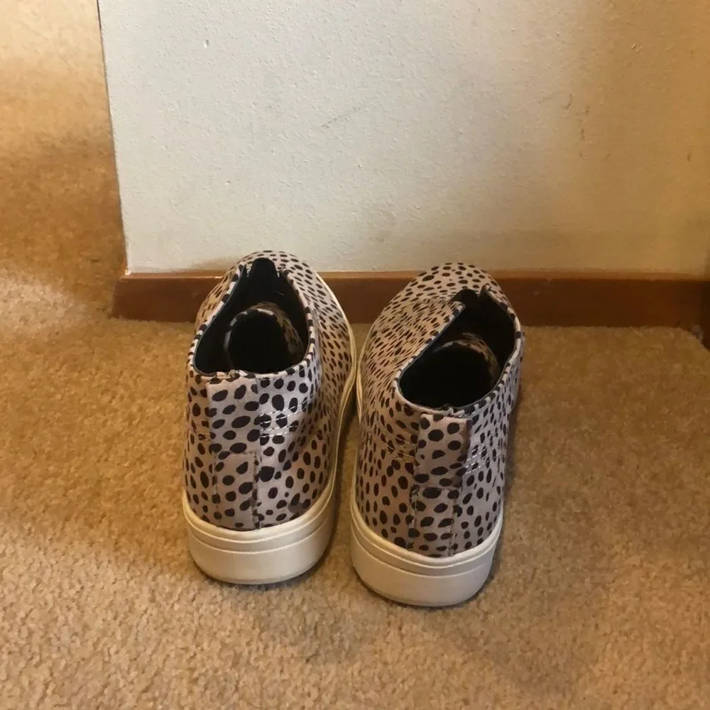 Nwot Dolce Vita leopard print tennis shoes